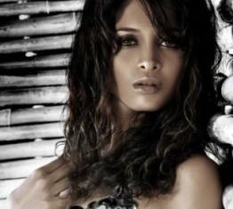 Ashleysha Yesugade Indian model wallpapers and photo shoots